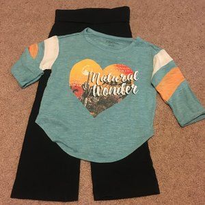 2 piece girls lot; yoga pants & Vintage look top 🧘🏼‍♀️ 🌅